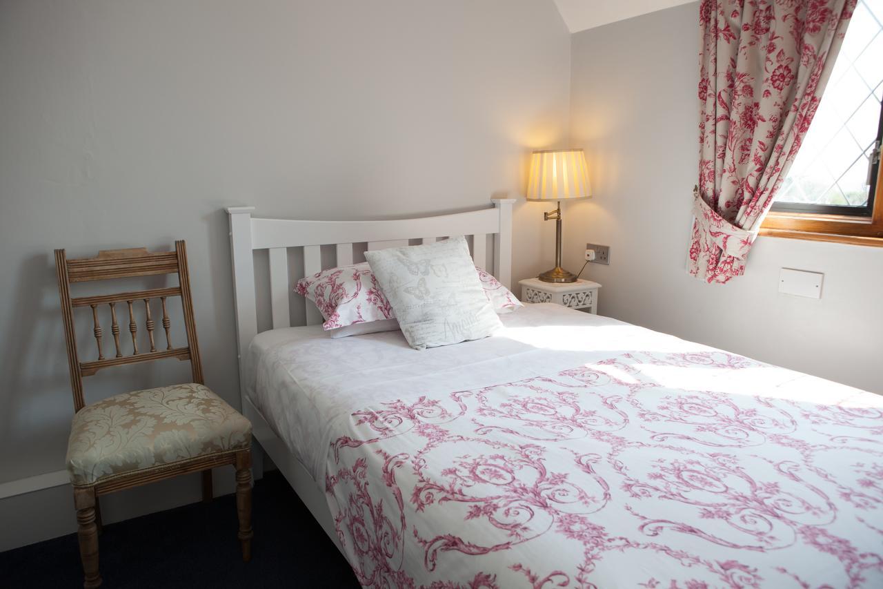 Fern Lodge Guesthouse Hythe  Exterior foto