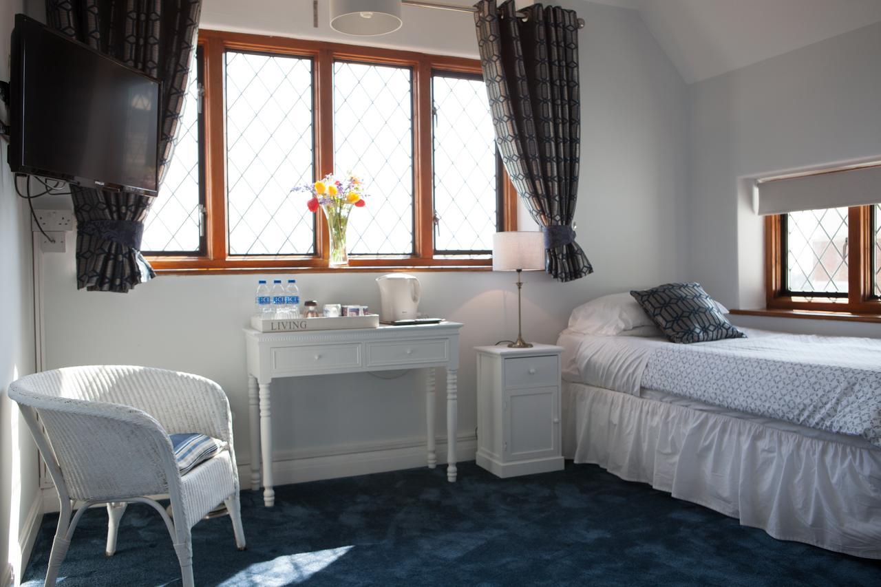 Fern Lodge Guesthouse Hythe  Exterior foto