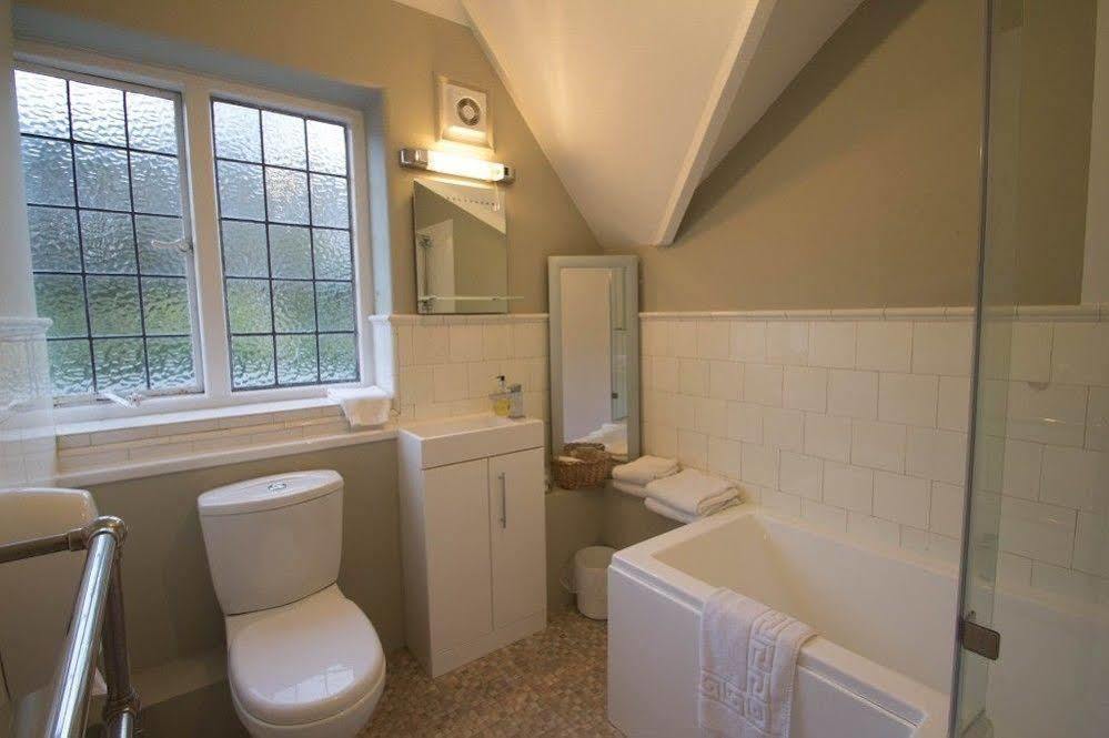Fern Lodge Guesthouse Hythe  Exterior foto