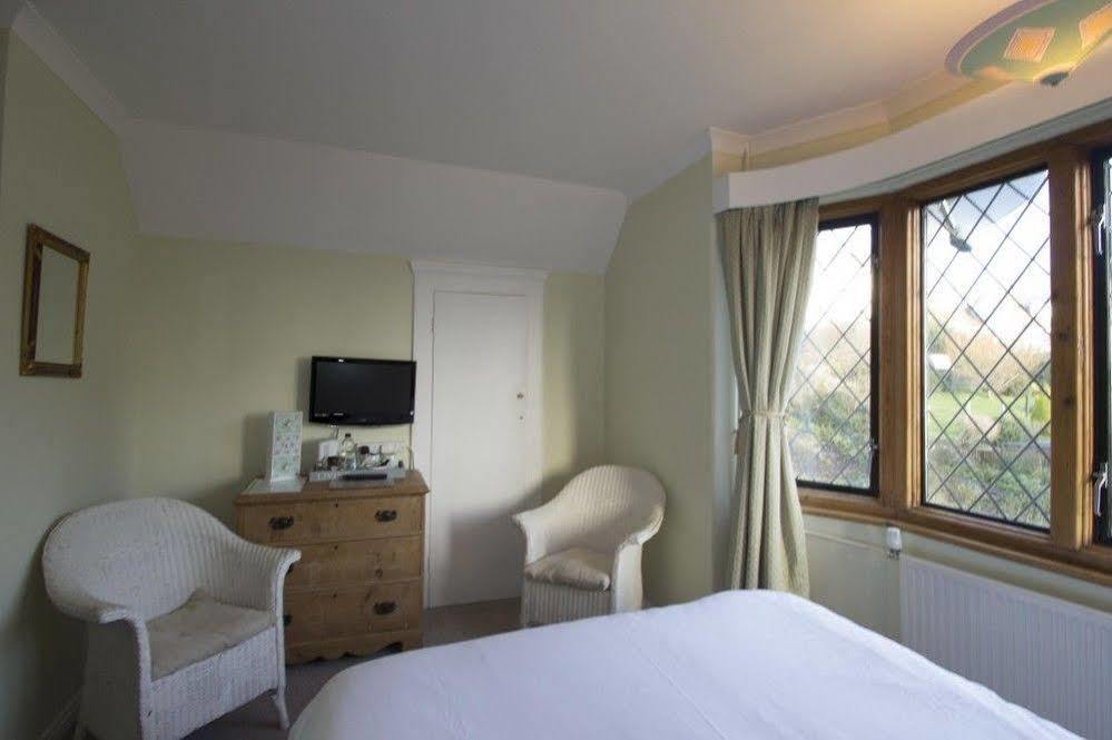 Fern Lodge Guesthouse Hythe  Exterior foto